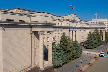 Депутаты соберутся в Колонном зале 23 августа